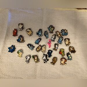 29 Bluey croc charms